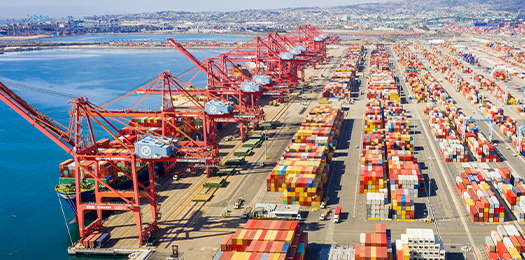 Aerial photo of a Long Beach, CA shipping port